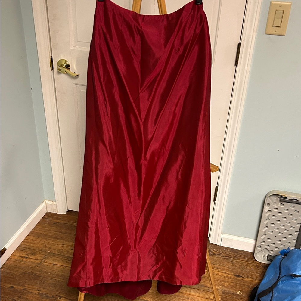 Chic High-Low Red Skirt for Women